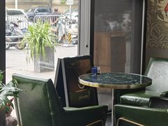-chenity  cafe