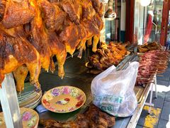 -艾力江和田馕坑烤肉店