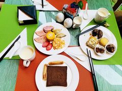 -上海浦东假日酒店逸庭咖啡厅