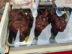 -王浩儿纪六孃甜皮鸭(凌云大厦店)