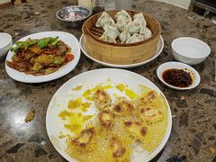 -周家大连水饺(美专校街店)