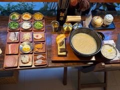 -银米·云南传统过桥米线(双廊黑金冠店)