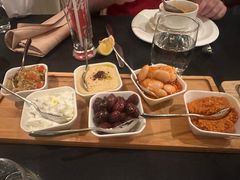 -Efes Turkish & Mediterranean Cuisine 艾菲斯餐厅(陆家嘴店)