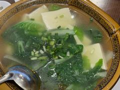 -乡土特色.冷锅鱼.牦牛肉汤锅