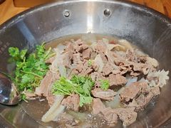 -大众跷脚牛肉馆·非遗传承单位(峨眉山店)