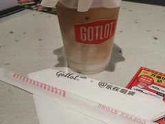 拿铁咖啡-GOTLOT COFFEE&KITCHEN角落厨房NOOK店