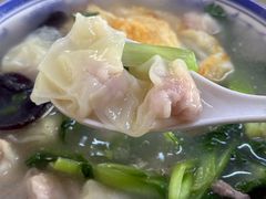 -碑亭巷老王柴火馄饨