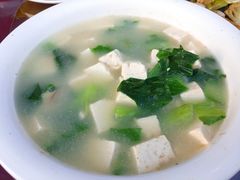 白菜青蛤豆腐汤-四海鲜渔家菜(黄金海岸店)