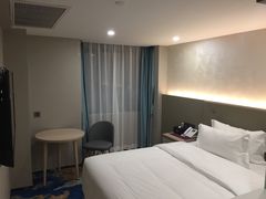 -海悦酒店(白石洲地铁站世界之窗店)