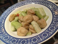 丝瓜鱼面筋-老瑞福上海菜(人民广场店)