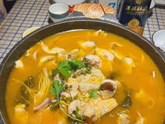 -东家小院金汤酸菜鱼(南阳路店)