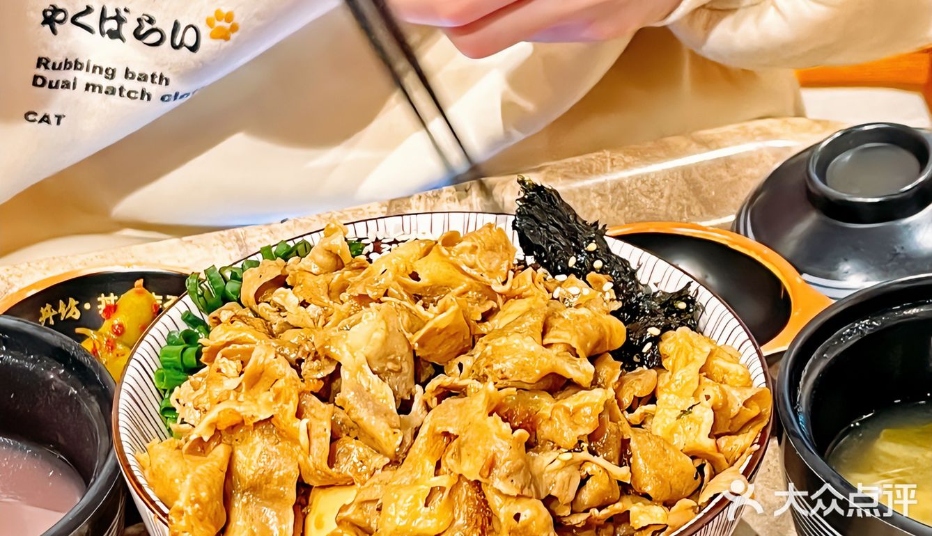 南昌这家烧肉饭水平已在next level！