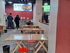 -王菊美食街·王菊面馆(总店)