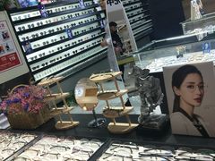 -简·爱眼镜(赛隆眼镜广场店)