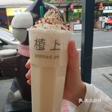 应该是4寸，酸奶草莓味的，才20块钱