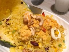 菠萝海鲜饭-金椰壳· 大厨新加坡菜(壹方城店)