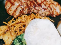 -半秋山西餐厅(宜昌大洋店)