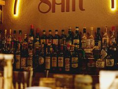 -Shift cocktail bar鸡尾酒吧