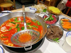 -王奋斗贵州酸汤牛肉火锅