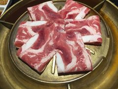 -猪啊牛呀羊啊铜盘烤肉(正大广场店)