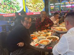 -川流不息·地道川菜·小龙虾(松东路店)