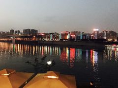 -夜宴江景餐厅