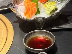 -山川小町·极番烧肉(新地假日广场店)