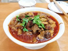 泡姜牛腩-曾牛肉