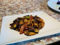 云南腊肉炒牛肝菌-临江宴(陆家嘴店)