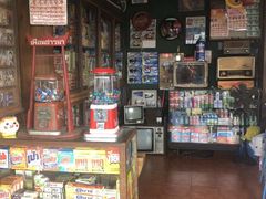 -席娜卡琳火车铁道夜市