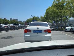 -上海汽车博览公园-北门停车场