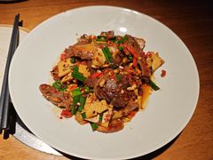 -吃饭皇帝大土家民族菜(荟聚店)