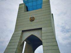 -霍尔果斯国门景区