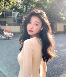 -变画·发型STUDIO