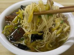 -陀块头面馆(梅岭南路店)