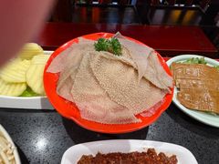 -宽板凳老灶火锅(台湾街店)