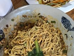 -丁丁猫重庆小面(徐州路店)