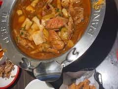 -胖哥俩肉蟹煲(华贸店)