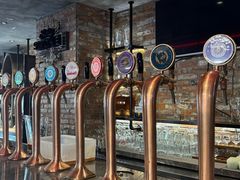 -BOURBON 玻本美式餐厅酒吧(虹桥新天地店)