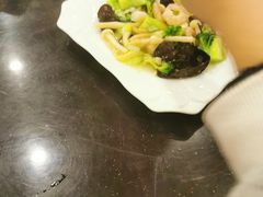 -布衣侯粥道馆(苍梧路店)