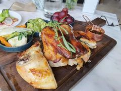 秘制农场烤全鸡豪华早午餐-The Rug Cafe(王府中环店)