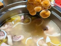 -烹然四季椰子鸡火锅(姚家园万象汇店)