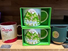 -星巴克(泰安万达店)