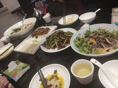 -皇城根·烤鸭·鱼头·家常菜(欧亚大观乐活城店)