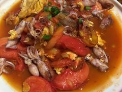 西红柿鸡蛋炒海兔-蚝堡海鲜·威海菜·海肠捞饭·烧烤·亚洲吃蚝公司(幸福门店)