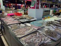 -四川小胡子海鲜(丁村万人海鲜广场店)