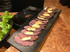 -炼火烤肉店