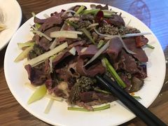 -清真吴记门钉肉饼·喜多利