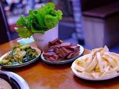 -曹丞相·地锅鸡·地锅鱼(武林店)