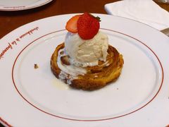 苹果挞配香草冰淇淋-Entrecôte 法国牛扒馆(保利·时光里店)